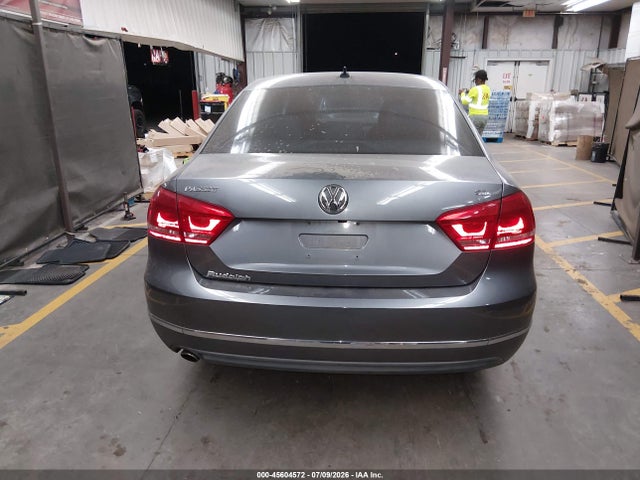 2013 Volkswagen Passat 2.5l Sel მანქანა იყიდება აუქციონზე, vin: 1VWCH7A37DC055649, აუქციონის ნომერი: 45604572