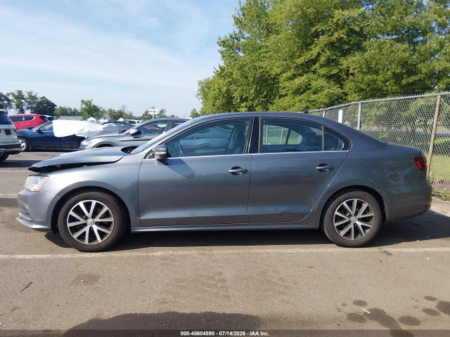 2018 Volkswagen Jetta 1.4t Se/1.4t Wolfsburg Edition მანქანა იყიდება აუქციონზე, vin: 3VWDB7AJXJM233200, აუქციონის ნომერი: 45604590