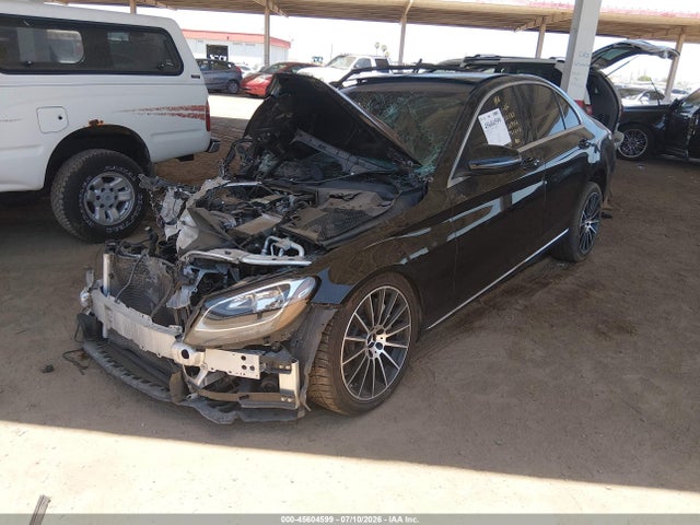45604599 :رقم المزاد ، WDDWF4JB5JR410585 vin ، 2018 Mercedes-benz C 300 مزاد بيع