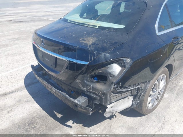 Aukcja sprzedaży 2017 Mercedes-benz C 300, vin: 55SWF4JB7HU227780, numer aukcji: 45604626