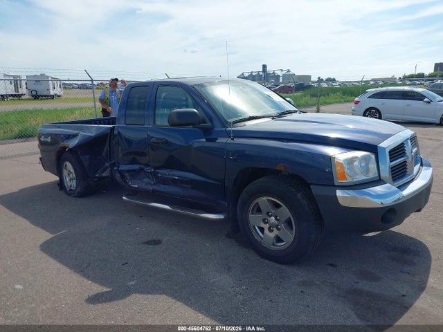 Auction sale of the 2005 Dodge Dakota Slt, vin: 1D7HW42N35S163972, lot number: 45604762