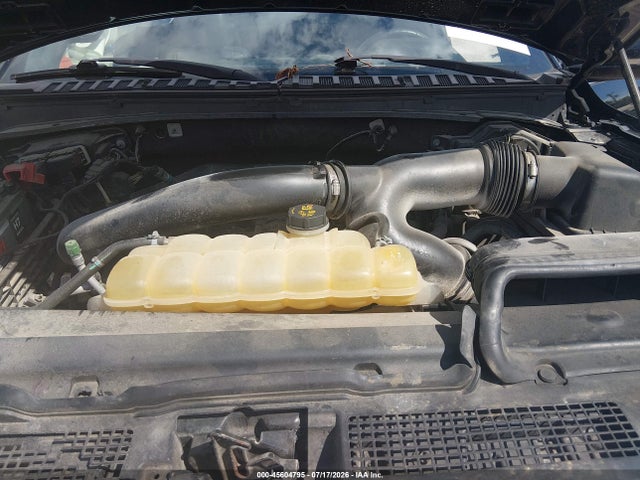 45604795 :رقم المزاد ، 1FMJU1JT0JEA17310 vin ، 2018 Ford Expedition Xlt مزاد بيع