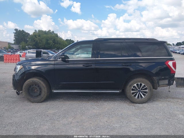 45604795 :رقم المزاد ، 1FMJU1JT0JEA17310 vin ، 2018 Ford Expedition Xlt مزاد بيع