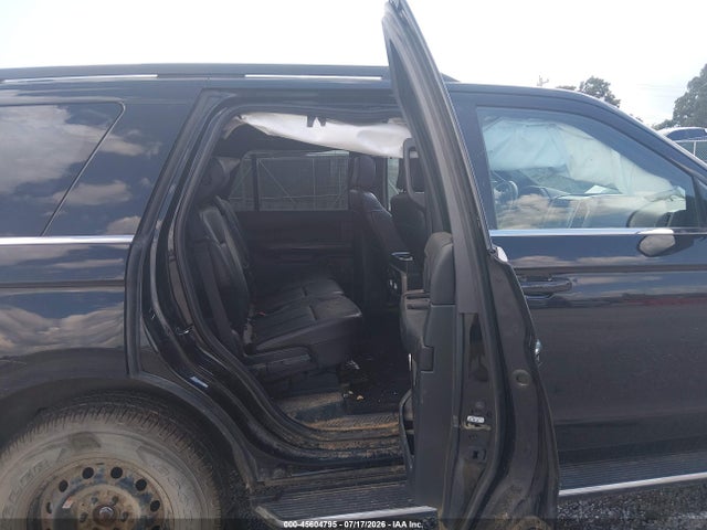 45604795 :رقم المزاد ، 1FMJU1JT0JEA17310 vin ، 2018 Ford Expedition Xlt مزاد بيع
