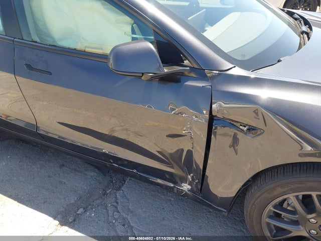 Продажа на аукционе авто 2025 Tesla Model 3 Long Range Rear-wheel Drive/standard Rear-wheel Drive, vin: 5YJ3E1EAXSF057851, номер лота: 45604802