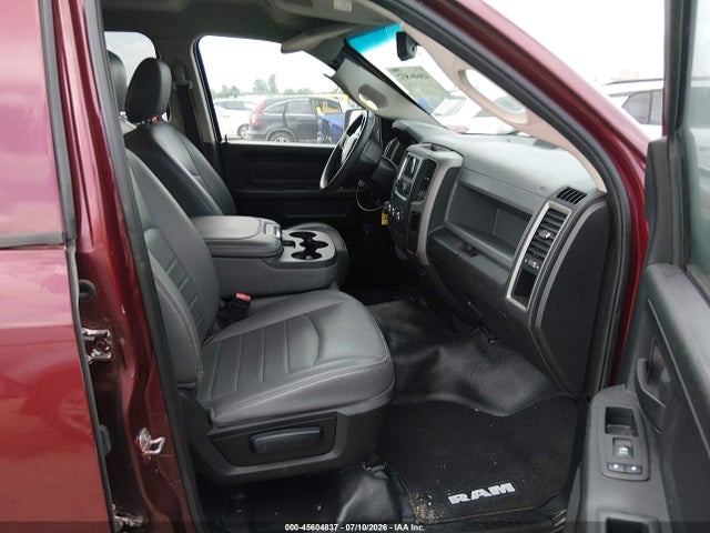 45604837 :رقم المزاد ، 1C6RR6FG9JS347294 vin ، 2018 Ram 1500 مزاد بيع