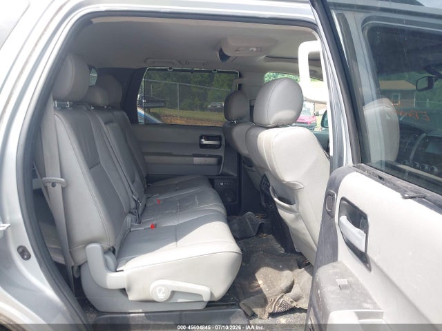 Продажа на аукционе авто 2015 Toyota Sequoia Limited 5.7l V8, vin: 5TDJY5G11FS121554, номер лота: 45604845