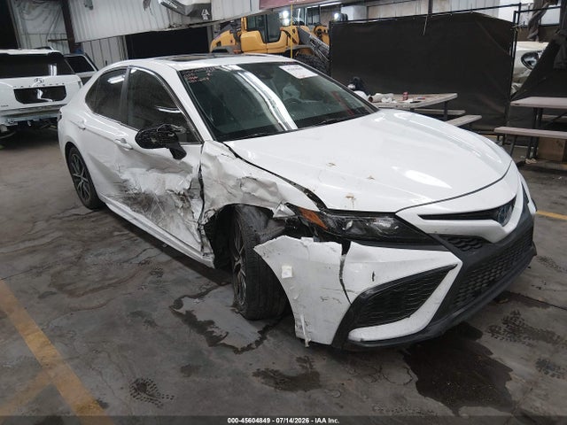 Toyota Camry Hybrid Se 2024 4T1S31AK2RU075466 головне зображення