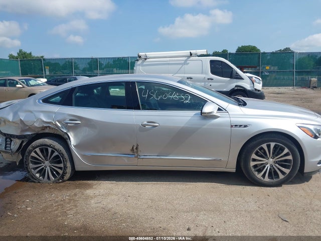 2017 Buick Lacrosse Essence მანქანა იყიდება აუქციონზე, vin: 1G4ZP5SS6HU196881, აუქციონის ნომერი: 45604852