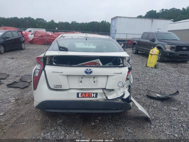 JTDKBRFU8H3037955 Toyota Prius Two
