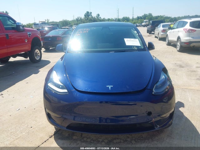 Продажа на аукционе авто 2021 Tesla Model Y Long Range Dual Motor All-wheel Drive, vin: 5YJYGDEE1MF204940, номер лота: 45604893