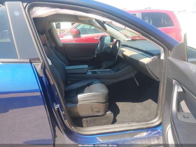 Продажа на аукционе авто 2021 Tesla Model Y Long Range Dual Motor All-wheel Drive, vin: 5YJYGDEE1MF204940, номер лота: 45604893