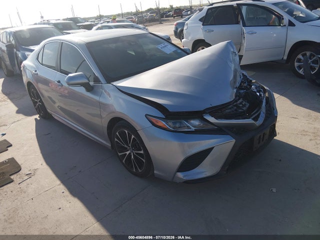 Auction sale of the 2018 Toyota Camry Se, vin: 4T1B11HK5JU053994, lot number: 45604896