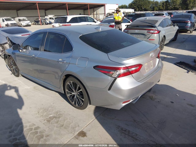 Продаж на аукціоні авто 2018 Toyota Camry Se, vin: 4T1B11HK5JU053994, номер лоту: 45604896