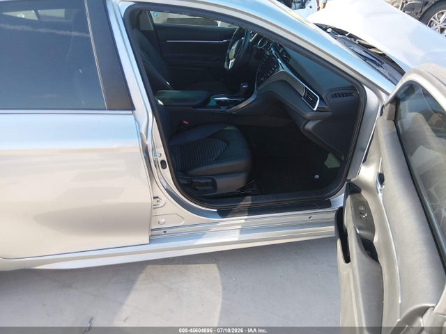 Продаж на аукціоні авто 2018 Toyota Camry Se, vin: 4T1B11HK5JU053994, номер лоту: 45604896