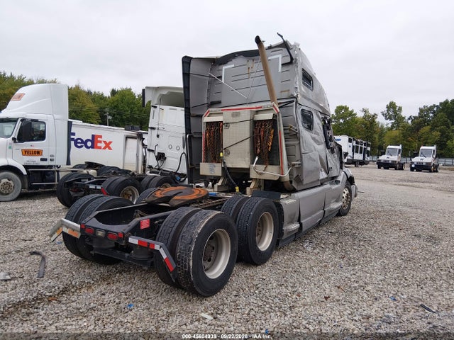 Продажа на аукционе авто 2020 Volvo Vnl, vin: 4V4NC9EH1LN235650, номер лота: 45604939
