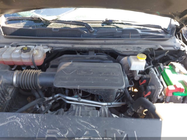 1C6RRFFG7KN728044 RAM 1500 Big Horn/lone Star 4x4 5&#039;7 Box