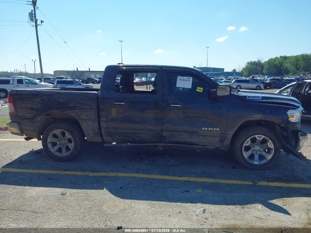 1C6RRFFG7KN728044 RAM 1500 Big Horn/lone Star 4x4 5&#039;7 Box