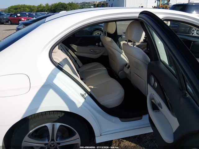 Aukcja sprzedaży 2018 Mercedes-benz E 300 4matic, vin: WDDZF4KB5JA381776, numer aukcji: 45604956