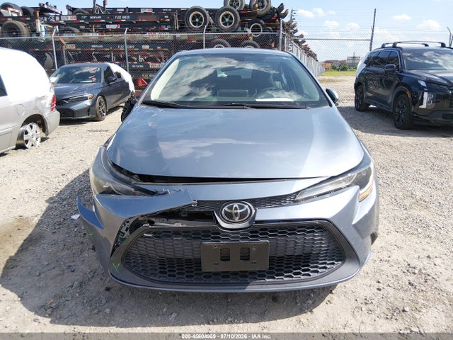 45604959 :رقم المزاد ، 5YFEPMAE2MP247759 vin ، 2021 Toyota Corolla Le مزاد بيع