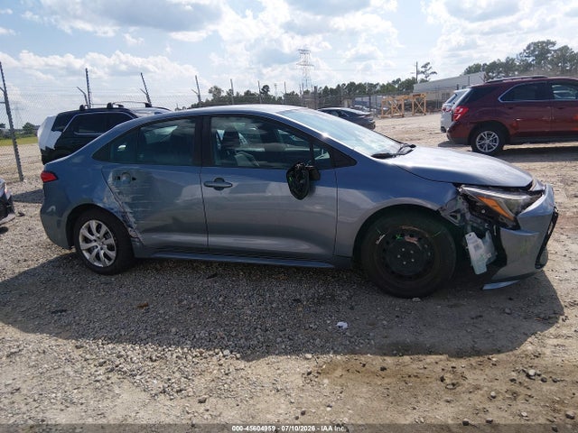45604959 :رقم المزاد ، 5YFEPMAE2MP247759 vin ، 2021 Toyota Corolla Le مزاد بيع