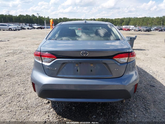 45604959 :رقم المزاد ، 5YFEPMAE2MP247759 vin ، 2021 Toyota Corolla Le مزاد بيع