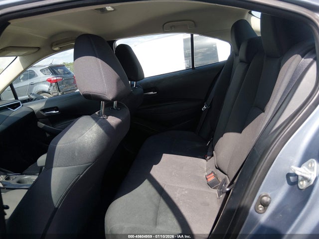 45604959 :رقم المزاد ، 5YFEPMAE2MP247759 vin ، 2021 Toyota Corolla Le مزاد بيع