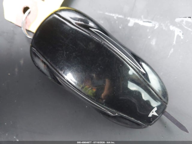 Продажа на аукционе авто 2016 Tesla Model S 60/70/75/85, vin: 5YJSA1E15GF147374, номер лота: 45604977