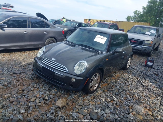 2006 Mini Cooper მანქანა იყიდება აუქციონზე, vin: WMWRC33546TJ78182, აუქციონის ნომერი: 45604992