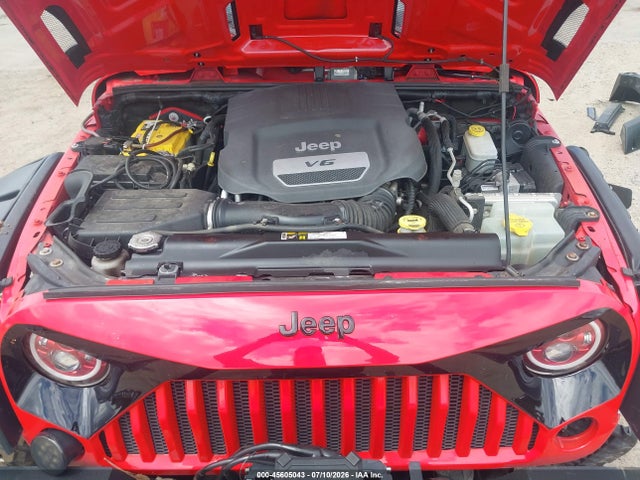 1C4BJWFG9FL592678 Jeep Wrangler Unlimited Rubicon