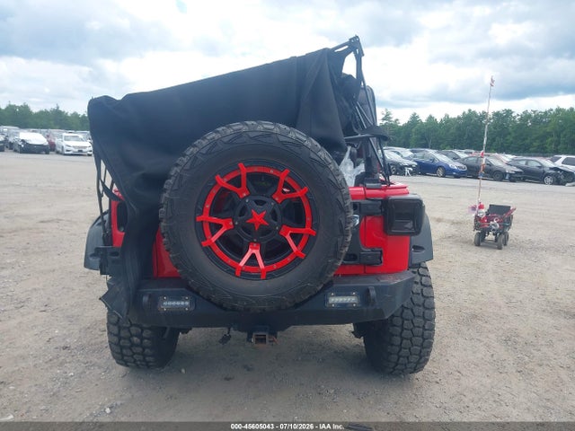1C4BJWFG9FL592678 Jeep Wrangler Unlimited Rubicon