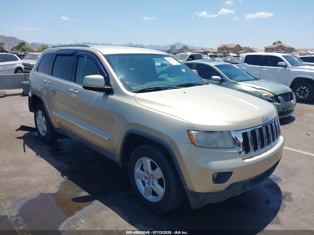 45605049 :رقم المزاد ، 1J4RR4GG0BC577162 vin ، 2011 Jeep Grand Cherokee Laredo مزاد بيع