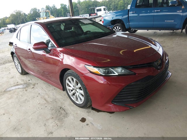 Продажа на аукционе авто 2020 Toyota Camry Le, vin: 4T1C11AK8LU375935, номер лота: 45605064