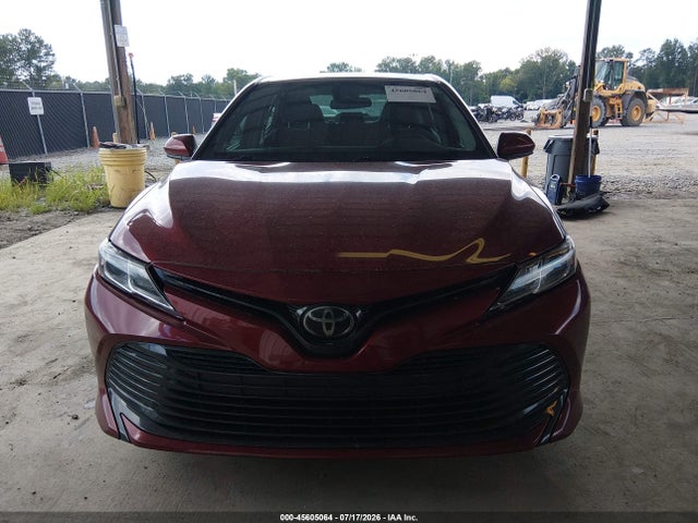 Продажа на аукционе авто 2020 Toyota Camry Le, vin: 4T1C11AK8LU375935, номер лота: 45605064