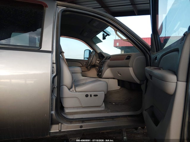 Продаж на аукціоні авто 2008 Gmc Sierra 2500hd Slt, vin: 1GTHK23628F155831, номер лоту: 45605091