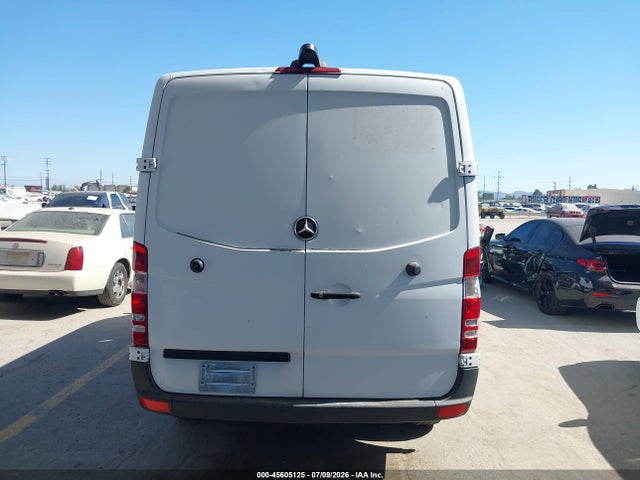 Aukcja sprzedaży 2014 Mercedes-benz Sprinter 2500 Normal Roof, vin: WD3PE7CC1E5832899, numer aukcji: 45605125