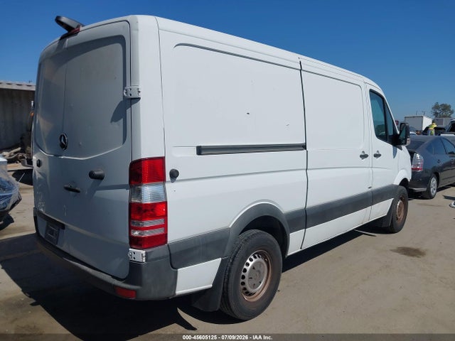 Aukcja sprzedaży 2014 Mercedes-benz Sprinter 2500 Normal Roof, vin: WD3PE7CC1E5832899, numer aukcji: 45605125