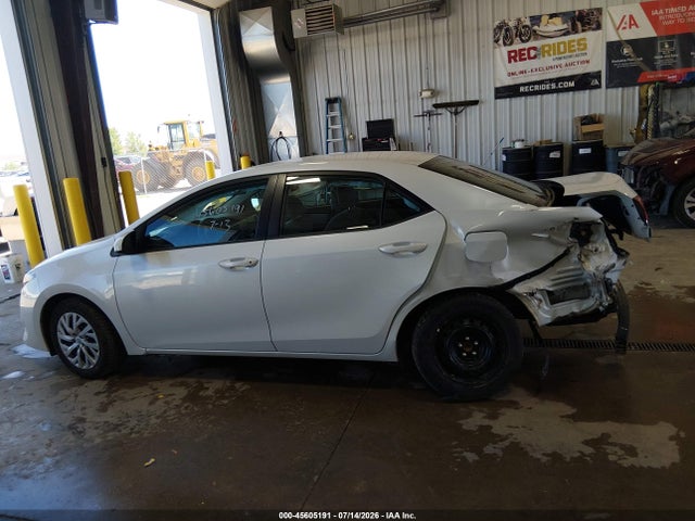 Продажа на аукционе авто 2017 Toyota Corolla Le, vin: 5YFBURHE5HP644676, номер лота: 45605191