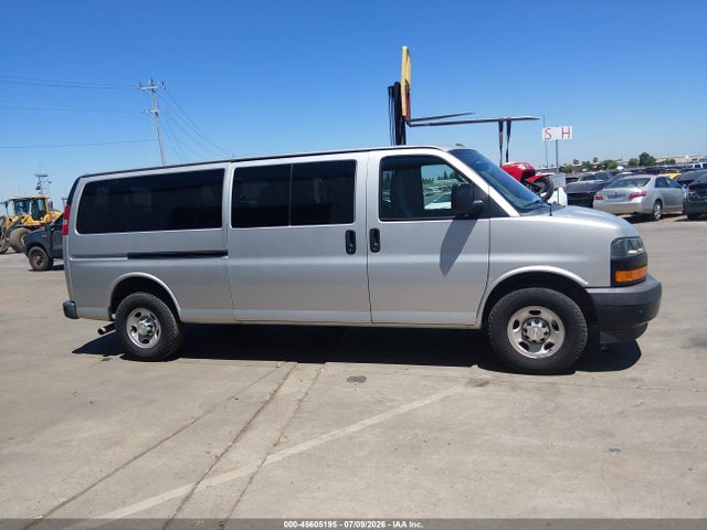 Chevrolet Express 3500 Ls 2018 1GAZGNFG7J1274207 Image 13