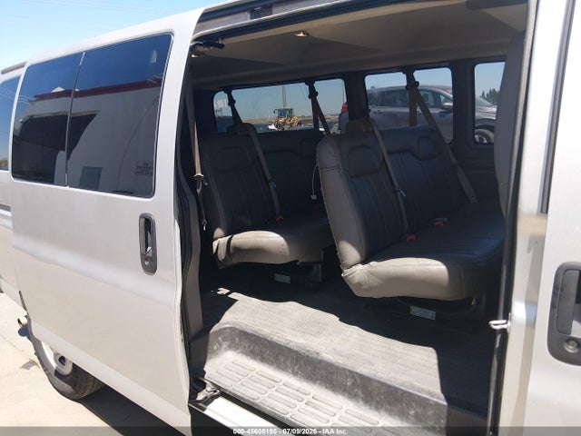 Chevrolet Express 3500 Ls 2018 1GAZGNFG7J1274207 Image 8