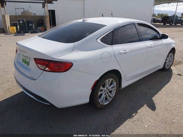 Chrysler 200 Limited 2016 1C3CCCAB5GN117418 Image 4