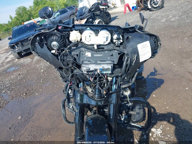 Harley-Davidson FLHXS 2019 1HD1KRP17KB642321 Image 15