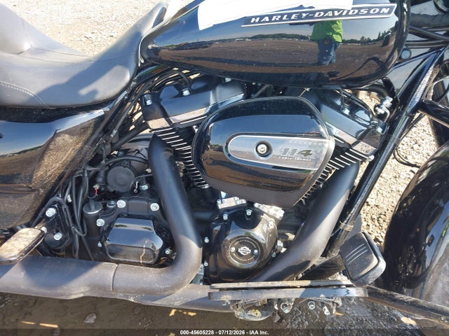 Harley-Davidson FLHXS 2019 1HD1KRP17KB642321 Image 8