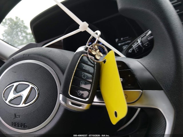 45605237 :رقم المزاد ، 5NPLM4AG2MH026337 vin ، 2021 Hyundai Elantra Sel مزاد بيع
