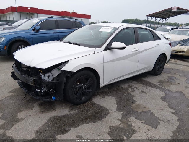45605237 :رقم المزاد ، 5NPLM4AG2MH026337 vin ، 2021 Hyundai Elantra Sel مزاد بيع