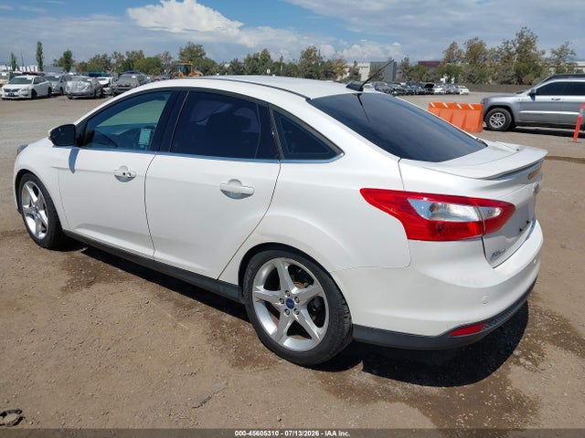 Ford Focus Titanium 2014 1FADP3J23EL131871 Image 3