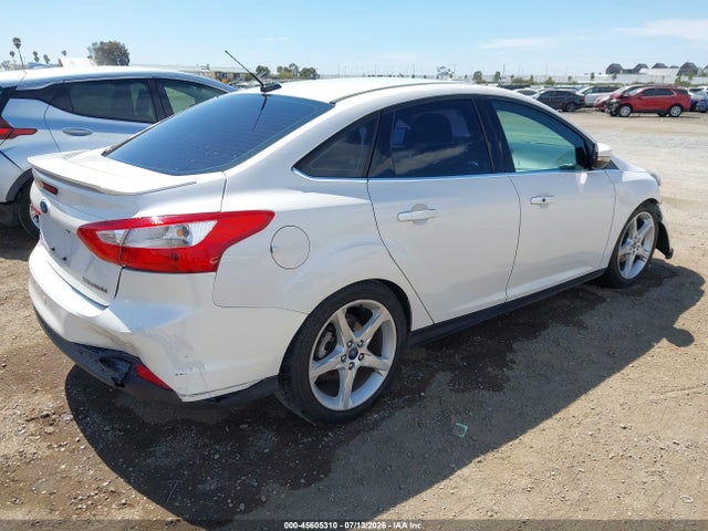 Ford Focus Titanium 2014 1FADP3J23EL131871 Image 4