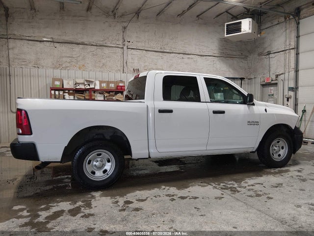 45605338 :رقم المزاد ، 1C6RR7KG7JS300499 vin ، 2018 Ram 1500 Tradesman  4x4 5'7 Box مزاد بيع