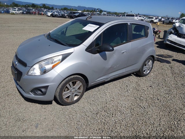 Chevrolet Spark Ls Cvt 2015 KL8CB6S9XFC811102 Image 2