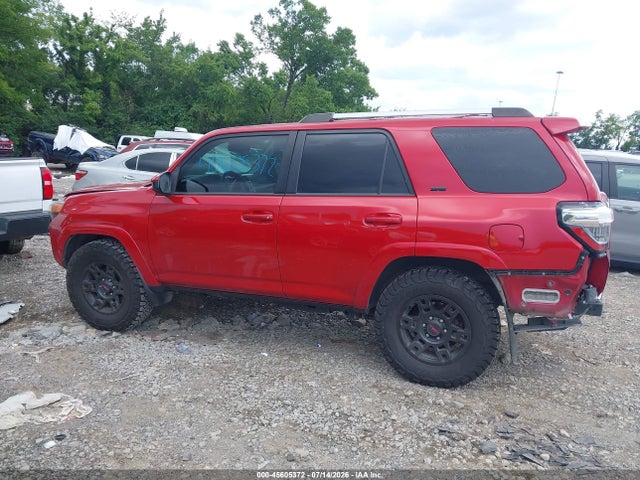 Toyota 4RUNNER SR5 2023 JTEEU5JR5P5287672 Image 15